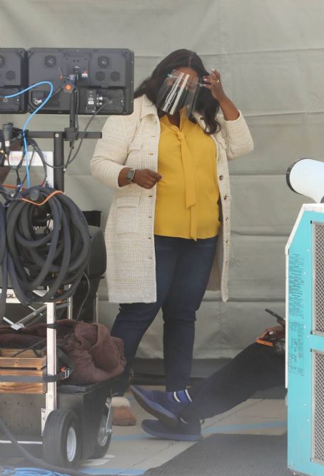 Octavia Spencer – Filming new movie ‘Truth Be Told’ in Burbank