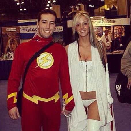 Jenna Marbles and Max (II) - Hookup