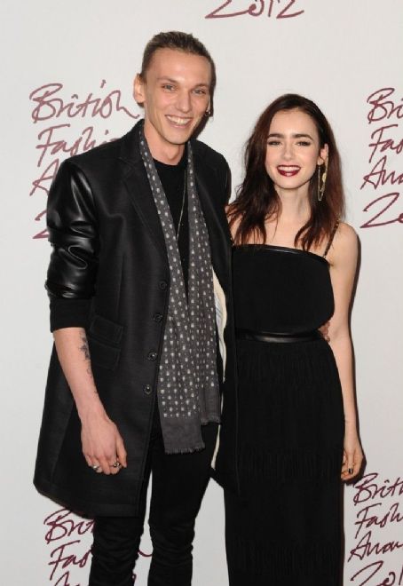 Lily Collins & Jamie Campbell Bower: British Fashion Awards!
