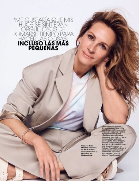 Julia Roberts - Marie Claire Magazine Pictorial [Spain] (April 2023)
