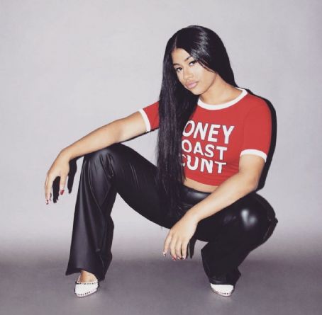 Who is Hennessy Carolina dating? Hennessy Carolina boyfriend, husband