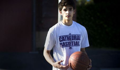 kobe paras height and weight