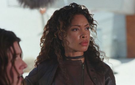 Serenity 2005 Film - Gina Torres