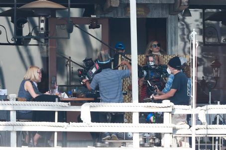 Kate Hudson and Octavia Spencer – Filming at a local eatery in Marina