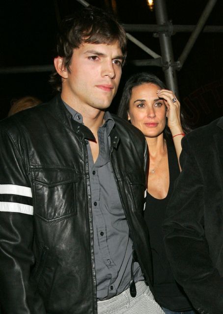 Demi Moore Afterparty For Ashton Kutchers Performance At Saturday Night Live 13042008 2955