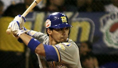 Robinson Chirinos