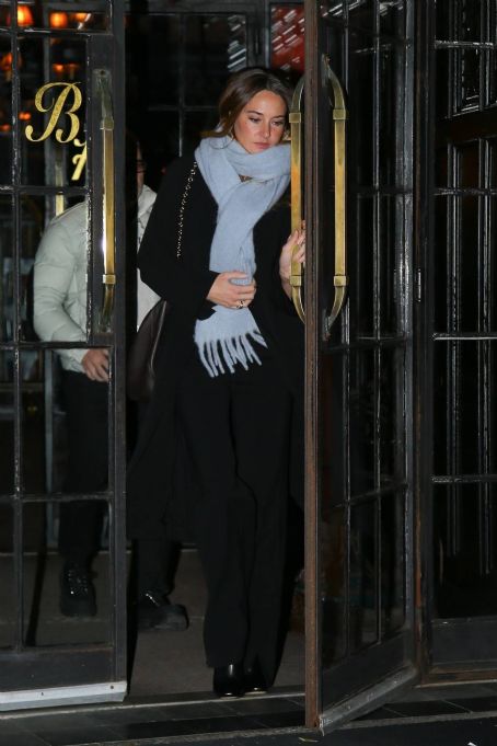 Shailene Woodley – Seen while out in New York